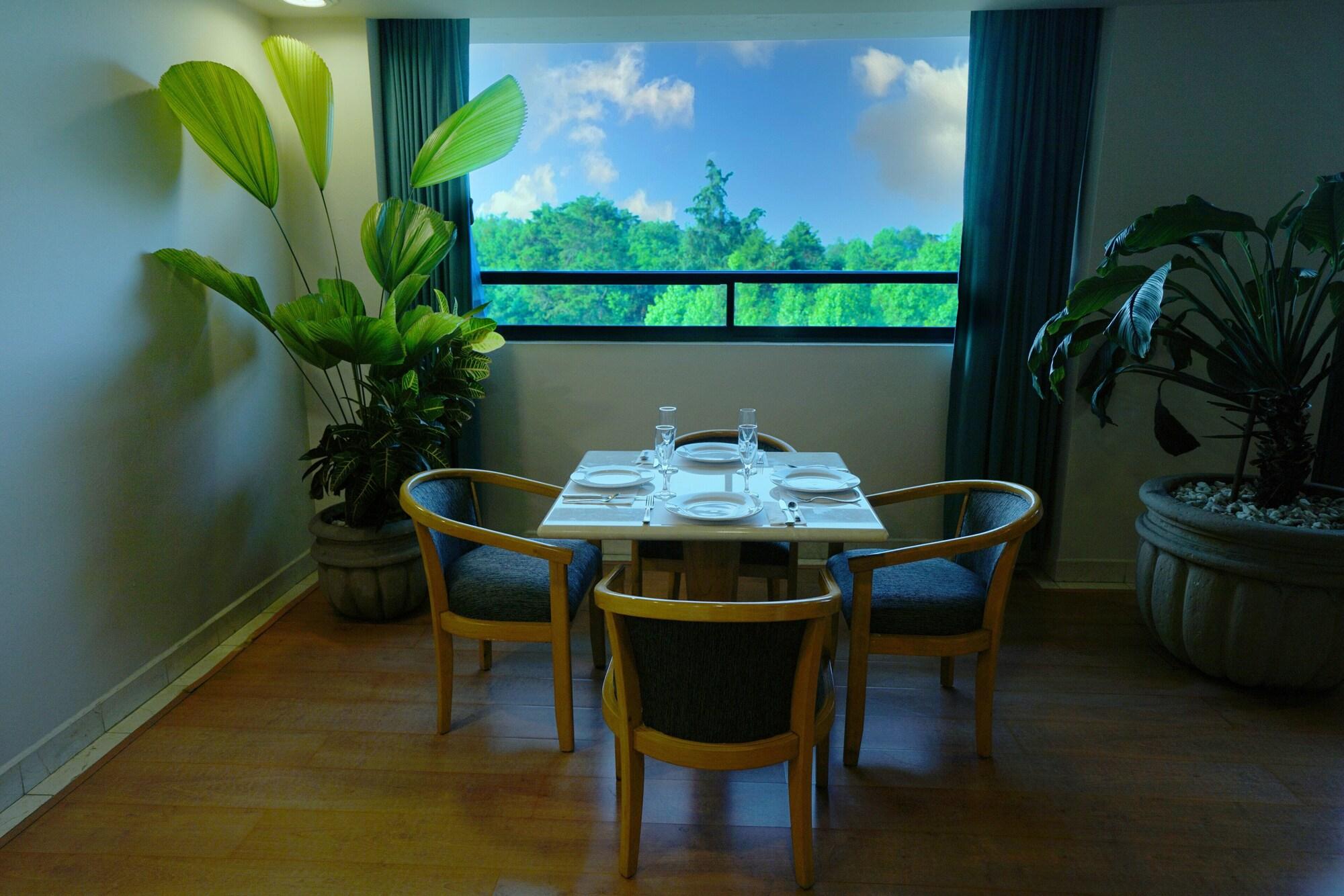 Gamma By Fiesta Americ Xalapa Nubara מראה חיצוני תמונה A dining room