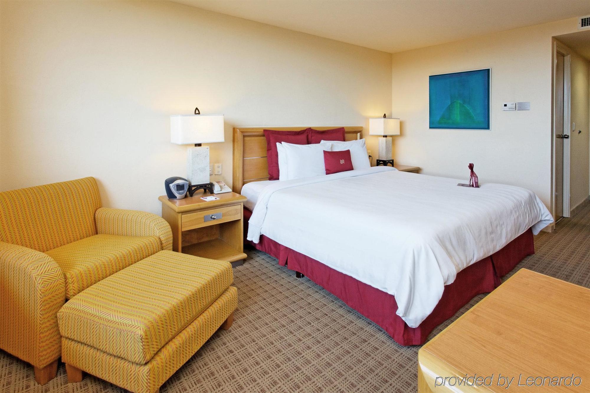 Gamma By Fiesta Americ Xalapa Nubara חדר תמונה A typical hotel room